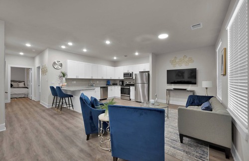 Grogan's Mill Apartamento | The Woodlands 2 bed/ 2 Bath Suite: The Blue Luxe Vol 4of4