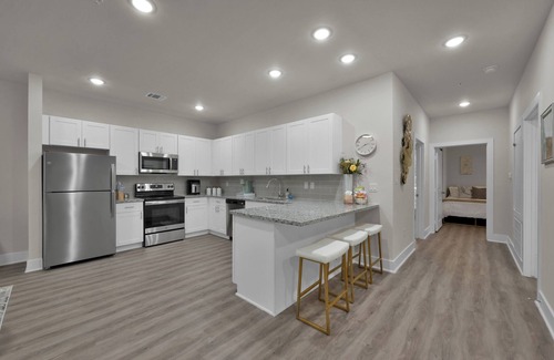 Grogan's Mill Apartamento | The Woodlands 2 Full beds/Baths!