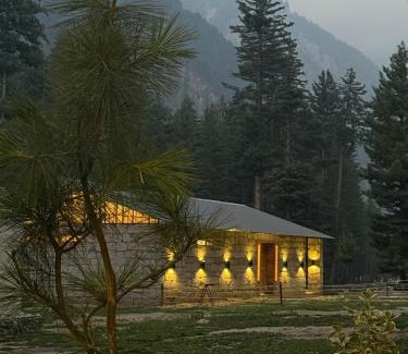 Khyber Pakhtunkhwa Complejo | The Woodpecker - Glamps & Resorts