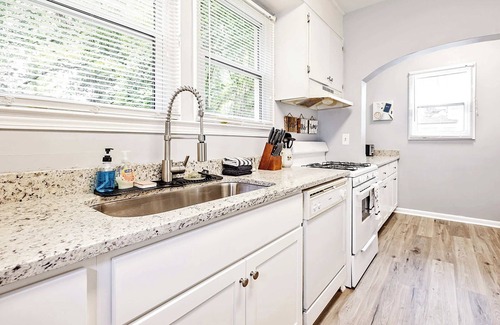 Terry Sanford Casa | The Woodside Guest House