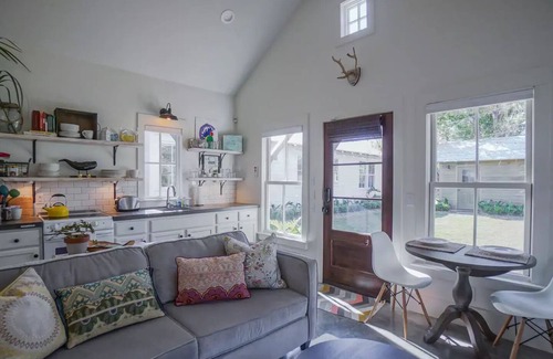 Uptown Cabaña | The Wren Guesthouse