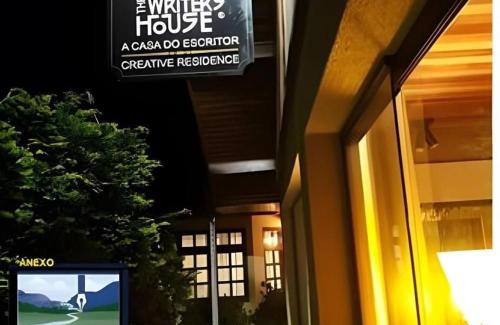Vila Poran Hotel | The Writer's House - Suítes Residence
