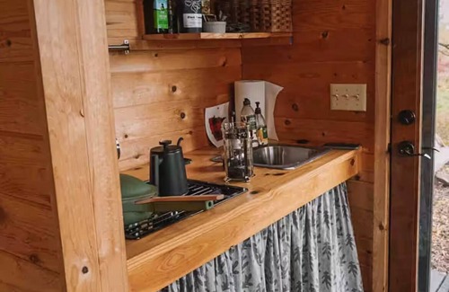 Almelund Cabina | The Writers Cabin Sauna/wood burning hot tub/river access