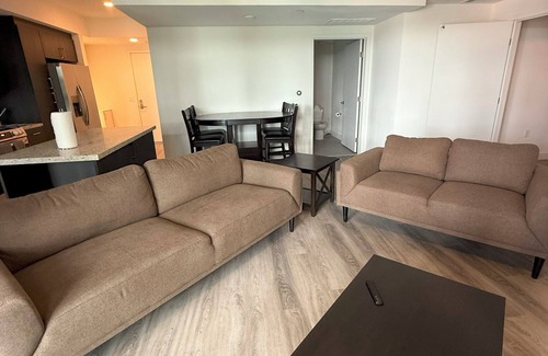 East Village Apartamento | The Wyatt at Makers Quarter: Downtown San Diego Living, Chic 1BR with WiFi & AC