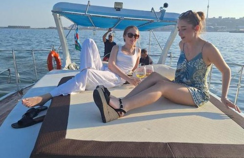 Sabayil Alquiler De Eote | The Yacht CaspiON
