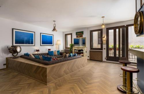 Castello Apartamento | The Yacht House Canal View