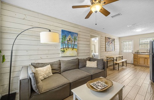 Panama City Beach Cabaña | The Yard 2 Bedroom Cottage