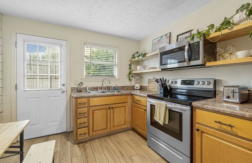 Panama City Beach Cabaña | The Yard 2 Bedroom Cottage