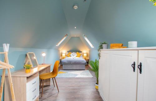City Centre Dublin Casa | The Yellow Door by Shortstays