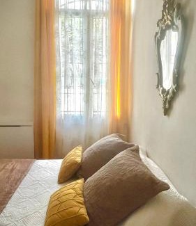 La Gare Apartamento | THE YELLOW HOUSE