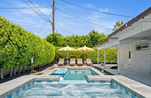 Palm Springs Casa | The Yellow Retreat