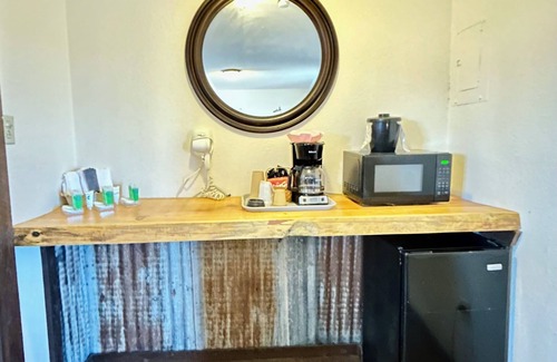 Logan Hotel | The Yucca Motel and Cabins