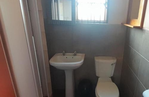 Jozini Cabina | The Baobab Inn