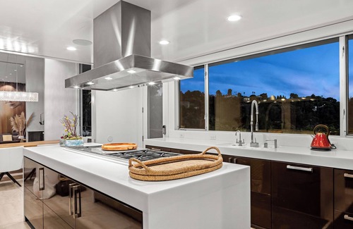 Beverly Hills Casa | The Zen Estate