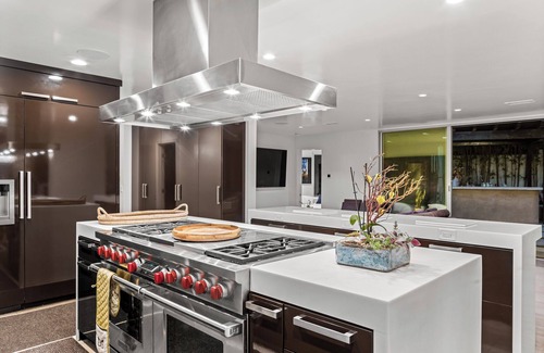 Beverly Hills Casa | The Zen Estate