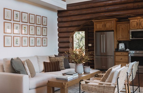 Zion National Park East Entrance Cabina | THE ZION CABIN—Log Cabin Just Outside Zion National Park
