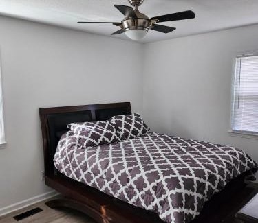 Jamestown Casa | Theater, heated pool and hot tub near HPU and Furniture Market