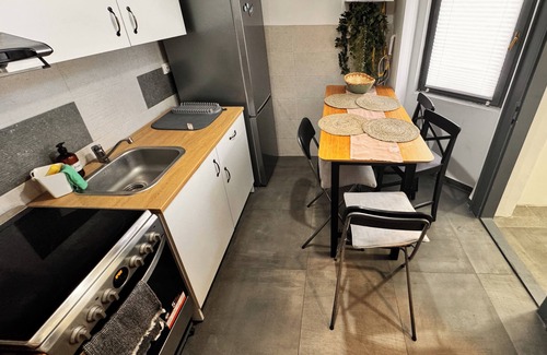 Novi Sad Apartamento | TheCozyHouse Novi Sad-Pet Friendly, Perfect Location and Cottage Garden