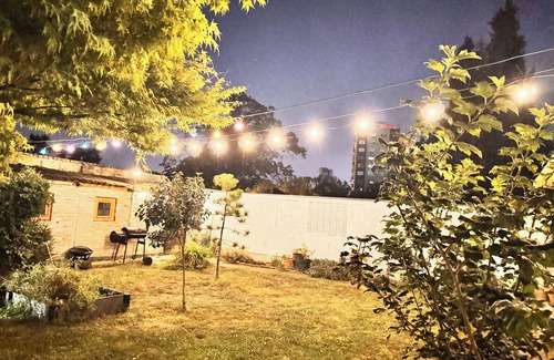 Novi Sad Apartamento | TheCozyHouse Novi Sad-Pet Friendly, Perfect Location and Cottage Garden