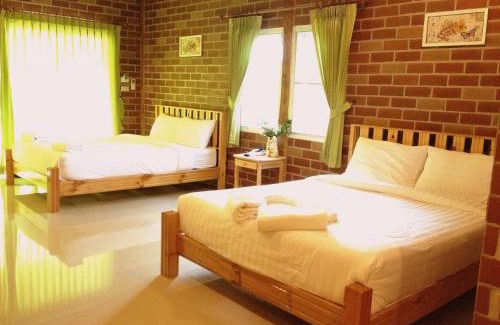 Suan Phueng Complejo | Theerama Cottage