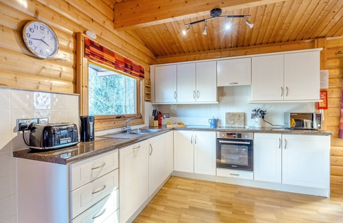 Kenwick Cabaña | 3 bedroom accommodation in Kenwick Woods, near Louth