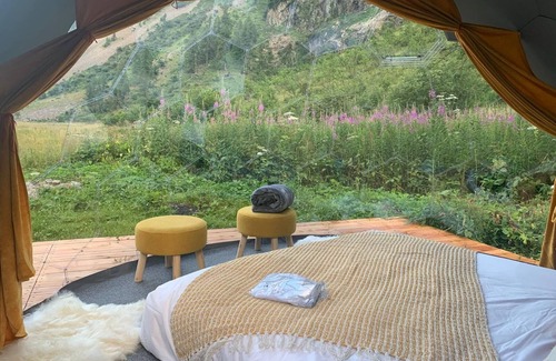 Salvan Cabina | Thelynx.ch : Cosy dome in the alps