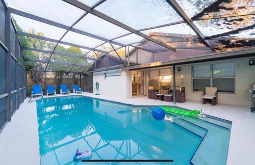 Indian Wells Casa | Theme Park Destination with Large Heated Pool
