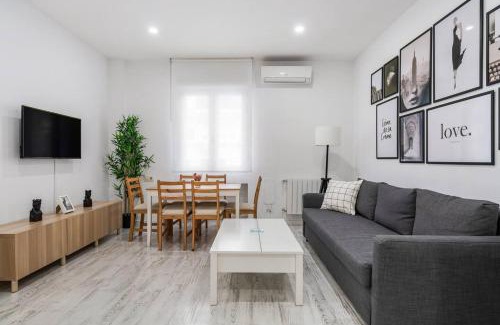 Saint-Fons Apartamento | Théo - appartement 5 personnes - checl in h24 - wifi
