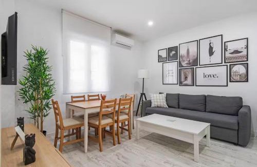 Saint-Fons Apartamento | Théo - appartement 5 personnes - checl in h24 - wifi