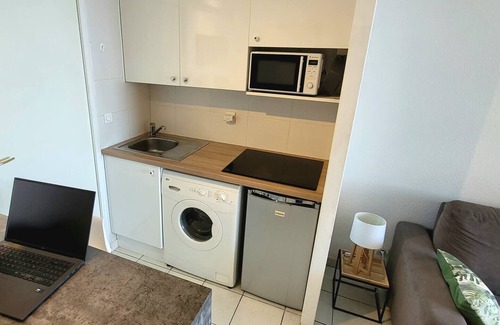 Cannes La Bocca Apartamento | 🌴 Theo’z Roof Top – Vista al Mar & Terrazas en Cannes