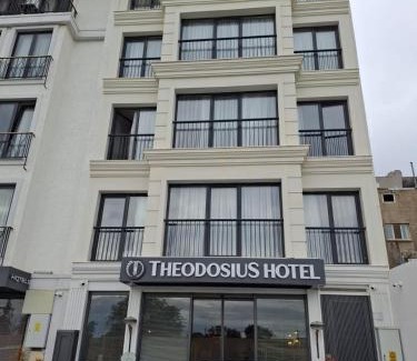 Aksaray Hotel | Theodosius Hotel