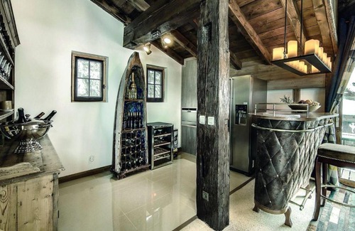 Mittelberg Chalet De Esquí | There are several terraces and a large garden