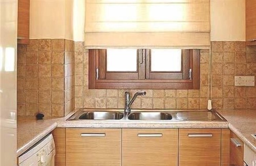 Aphrodite Hills Apartamento | Apartamento de 2 dormitorios Theseus Village con posición envidiable en la piscina comunitaria