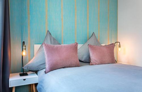 Mitte Apartamento | TheZion, lovely 1 BR up to 3