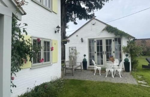 Marlow Casa | Thimble Cottage
