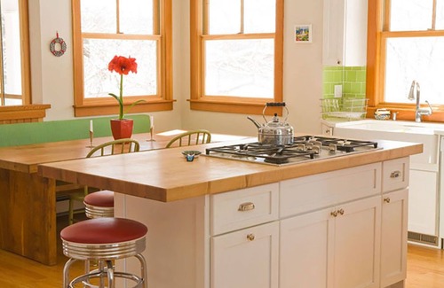 Greenbush Casa | Third Cliff Scituate....Easy walk to Downtown and Peggoty and SPIT beaches