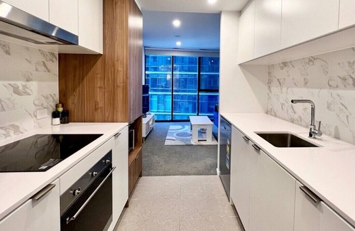 Phillip Apartamento | 1BR New Apt - Dressed to Impress! - 1028 Woden GCT
