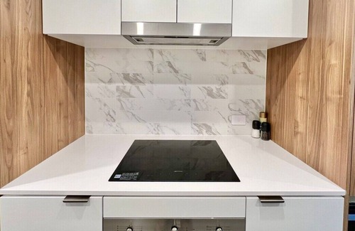 Phillip Apartamento | 1BR New Apt - Dressed to Impress! - 1028 Woden GCT