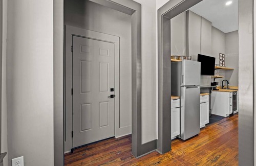 Frankfort Apartamento | This apartment is a 2 bedroom(s), 1 bathrooms, located in Frankfort, KY.