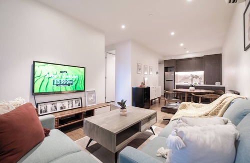 Melbourne Apartamento | This apartment is a 2 bedroom(s), 2 bathrooms, located in Melbourne, VIC.