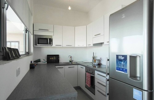 Għadira Apartamento | This apartment is a 2 bedroom(s), 2 bathrooms, located in Il-Mellieħa, .