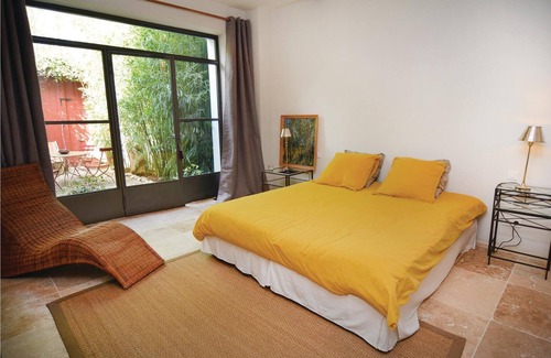 Cabannes Apartamento | Alojamiento de 1 habitaciones en Cabannes