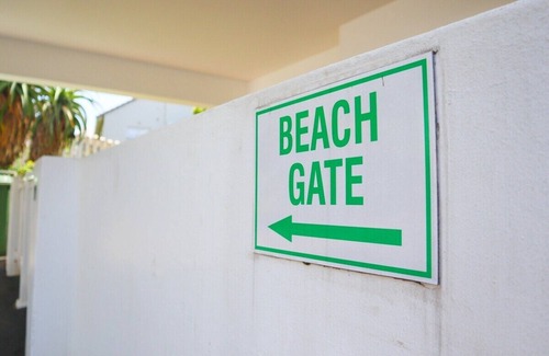 Ballito Apartamento | This apartment is a 3 bedroom(s), 2 bathrooms, located in Dolphin Coast, KwaZulu-Natal.