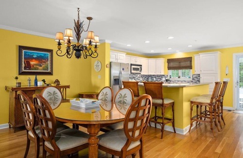 West Ocean City Casa | This Beautifully Decorated Townhome Awaits
