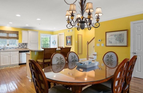 West Ocean City Casa | This Beautifully Decorated Townhome Awaits