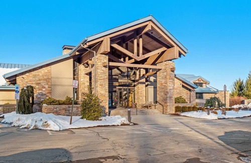 Thornhurst Chalet De Esquí | This chalet is a 4 bedroom(s), 3 bathrooms, located in Coolbaugh Township, PA.