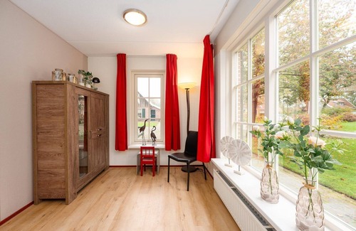 Wierden Casa | This comfortable luxury villa is located in the vacation park Buitengoed Het Lageveld. Next to the park is a swimming lake (36 ha) - a swimming and recreational paradise in the summer months.