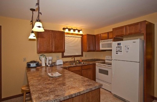 Townsend Cabaña | This country cottage located near the Great Smoky National Park