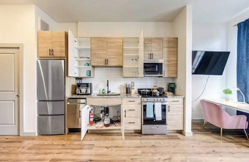 Washington Ave./ Memorial Park Apartamento | This cozy home is the perfect home for a couple or solo traveller in Houston