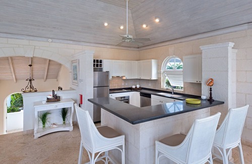 Merlin Bay Casa | This elegant 3-bedroom, the 3.5-bathroom townhouse